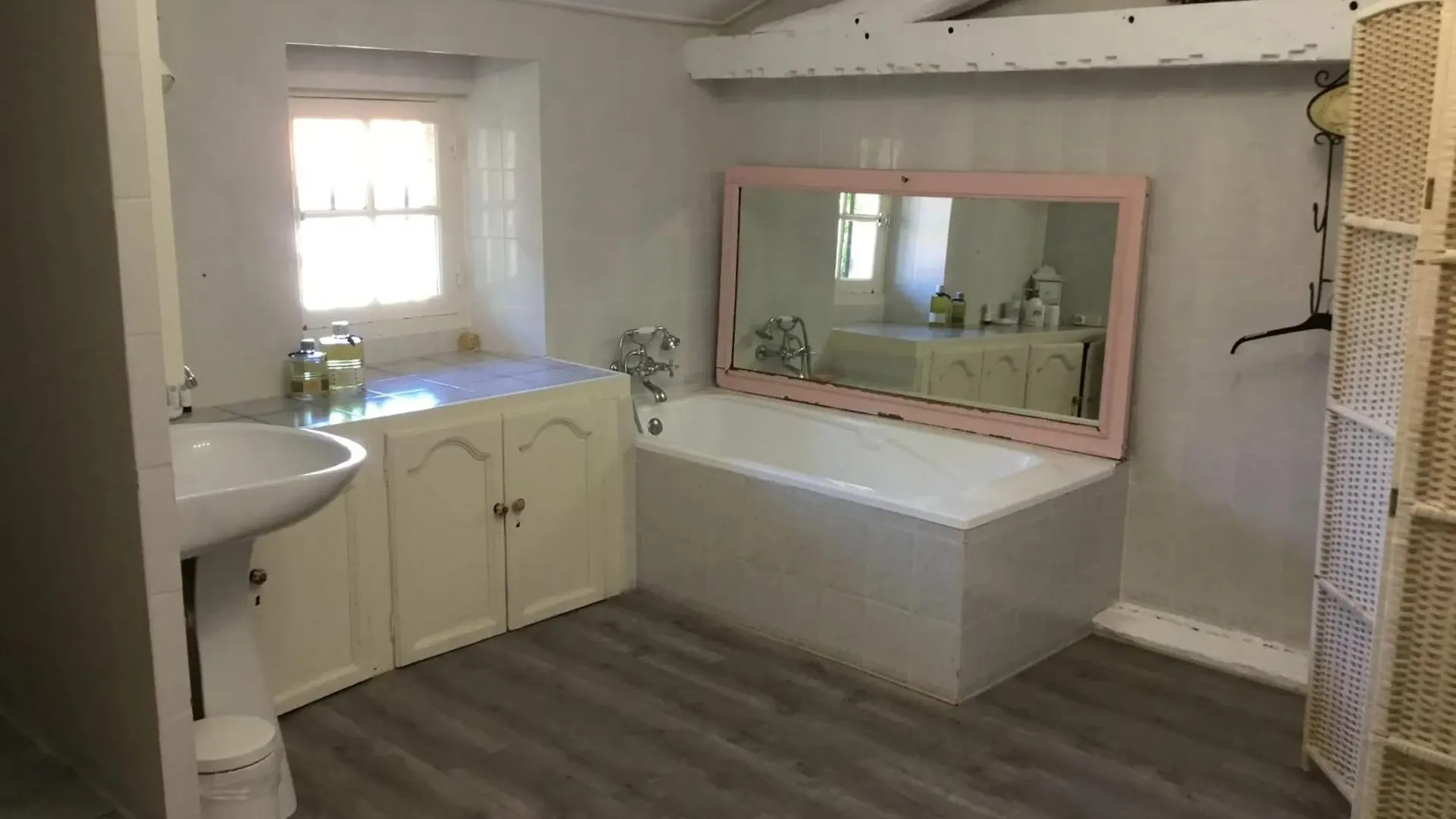 Holiday home Manoir Charmant A Saint-Genes-Du-Retz France