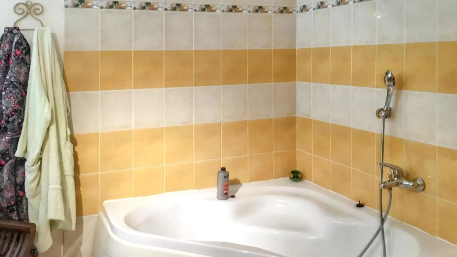 Holiday home Manoir Charmant A Saint-Genes-Du-Retz
